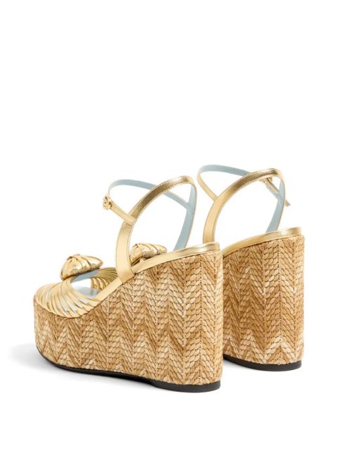 Valentino Garavani Coeur Royal Wedge sandals in laminated nappa 110mm - Gold