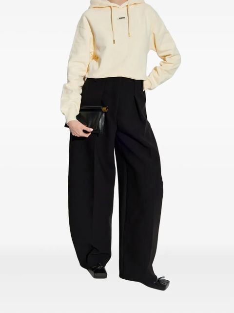 Jacquemus logo-patch hoodie - Neutrals