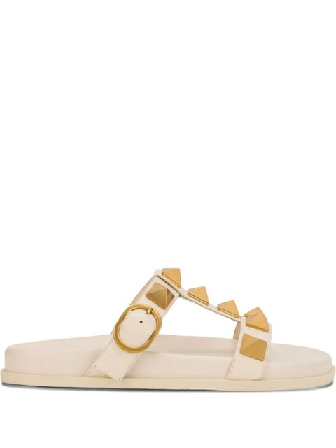 Valentino Garavani studded strapped flat sandals - Neutrals - zdjęcie produktu nr 1