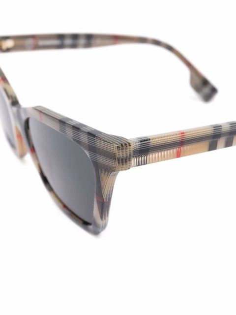 Burberry Eyewear vintage-check cat-eye sunglasses - Neutrals