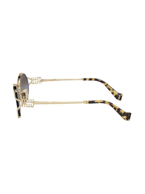 Miu Miu Eyewear logo-plaque oval-frame sunglasses - Gold - zdjęcie produktu nr 2