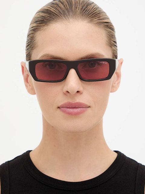 VOGUE okulary przeciwsłoneczne damskie kolor brązowy 0VO5657SU