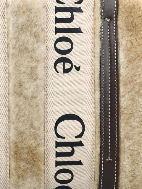 Chloé shearling logo-plaque tote bag - Neutrals - zdjęcie produktu nr 2