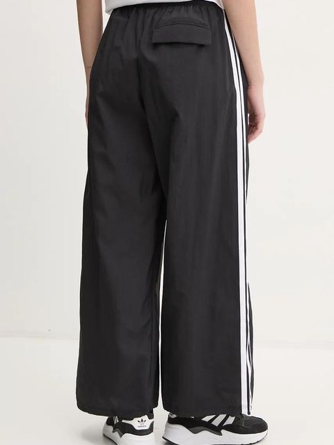 adidas spodnie dresowe Essentials damskie kolor czarny z aplikacją JE1306