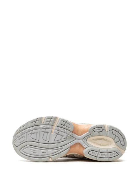 ASICS GEL-1130 lace-up sneakers - White