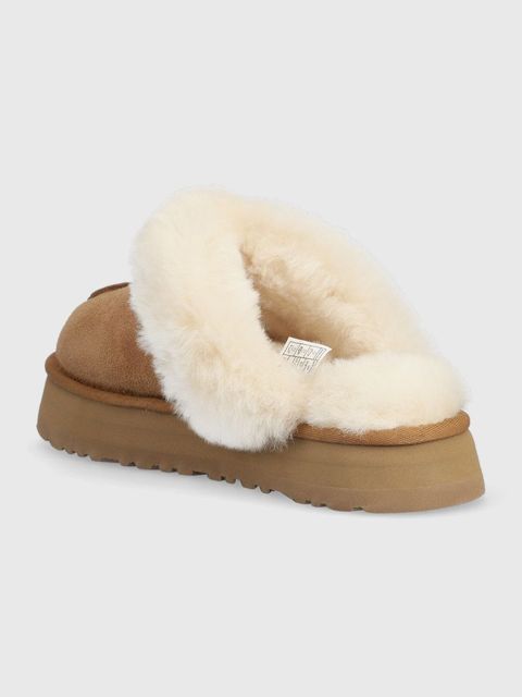 UGG kapcie zamszowe W Disquette kolor brązowy