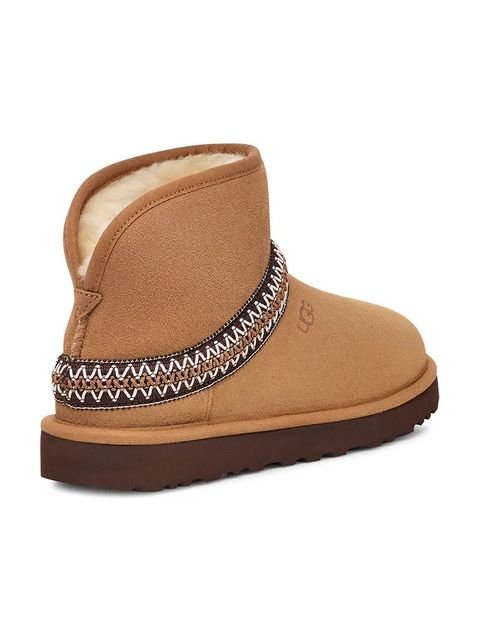 UGG śniegowce zamszowe Classic Mini Crescent kolor brązowy 1158262-CHE