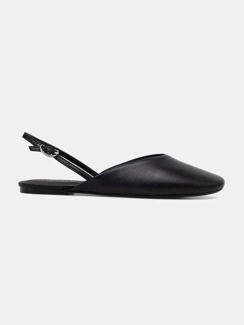 Calvin Klein baleriny skórzane OBLIQUE BALLERINA SLINGBACK LTH kolor czarny z odkrytą piętą HW0HW02852