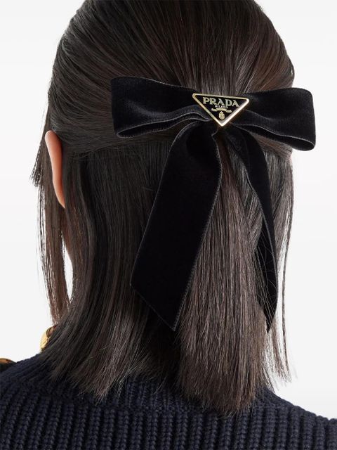 Prada triangle-logo bow velvet hair clip - Black