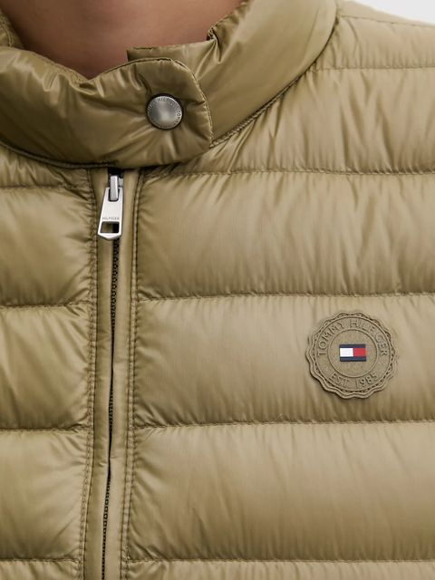 Tommy Hilfiger bezrękawnik puchowy kolor zielony przejściowy WW0WW45499