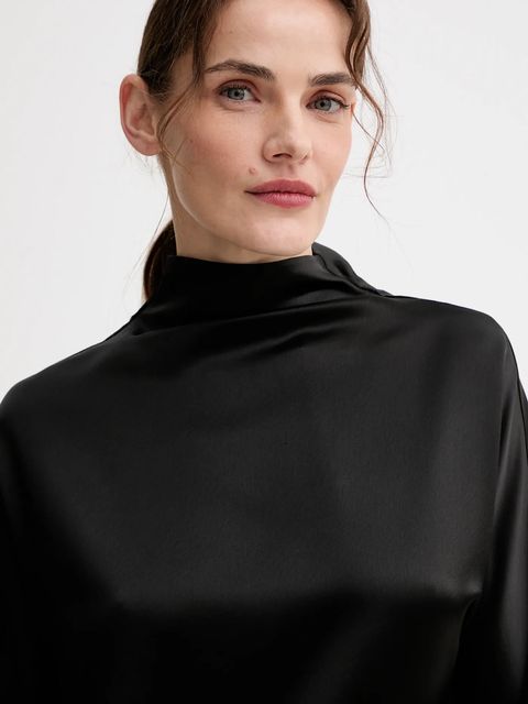 ISABELLE BLANCHE sukienka kolor czarny mini prosta IS25FW-A064-T008