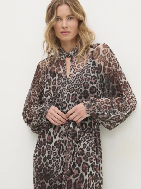 Answear.LAB sukienka kolor beżowy maxi oversize