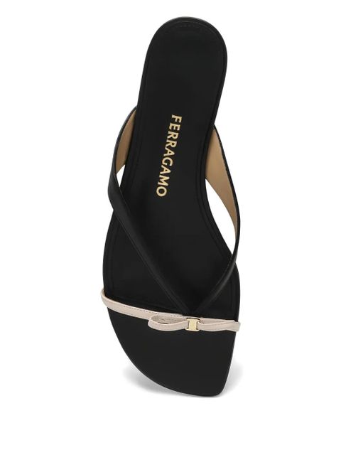 Ferragamo Abibi bow detail flip-flops - Black