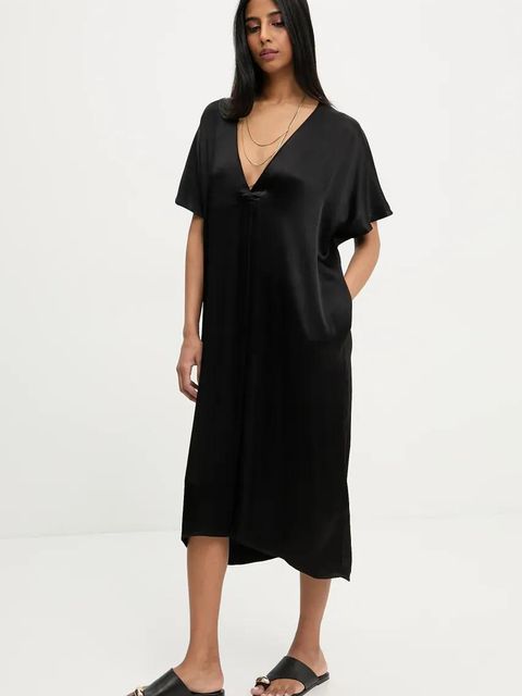 Answear.LAB sukienka kolor czarny midi oversize - zdjęcie produktu nr 1