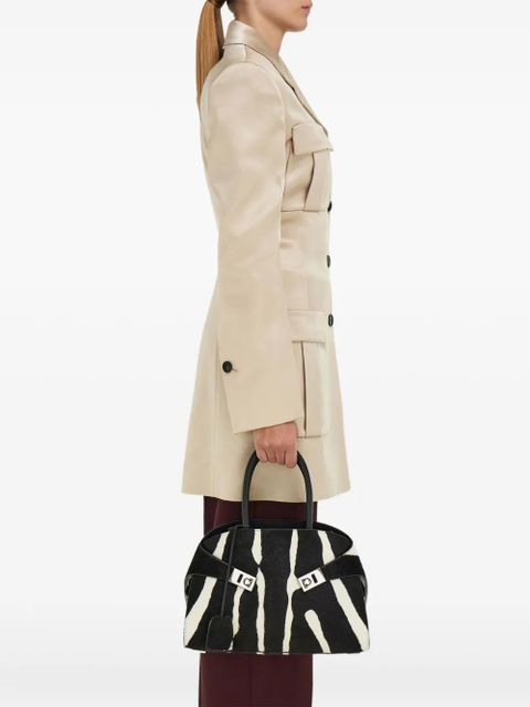 Ferragamo zebra print buckle hug tote bag - Black - zdjęcie produktu nr 2