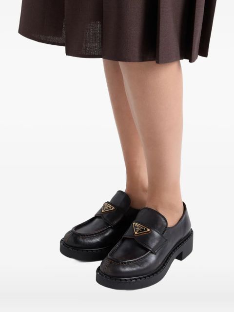 Prada logo-triangle loafers - Black