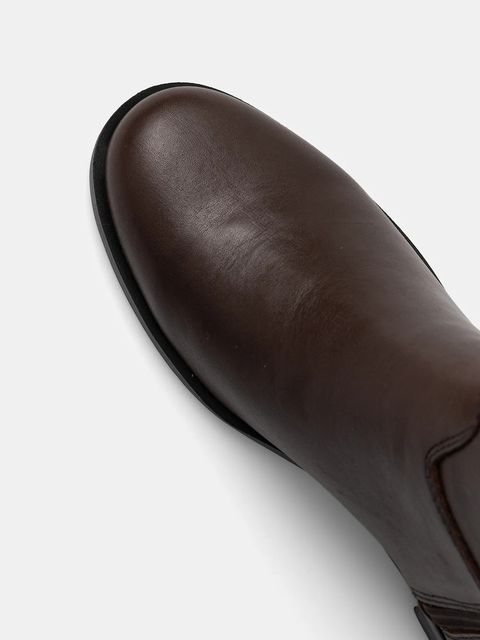 Guess kozaki skórzane ZORO damskie kolor brązowy na płaskim obcasie FLFZOR LEA11