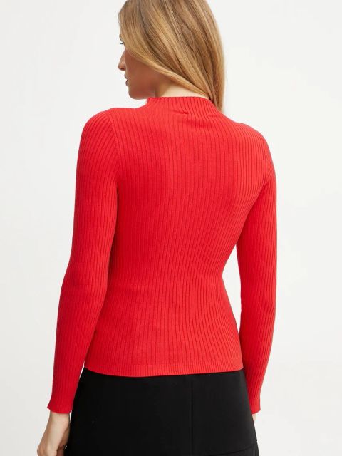Morgan sweter MAIKIA damski kolor czerwony lekki z półgolfem MAIKIA