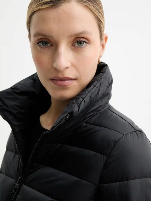 Marc O'Polo kurtka kolor czarny przejściowa 508085170359