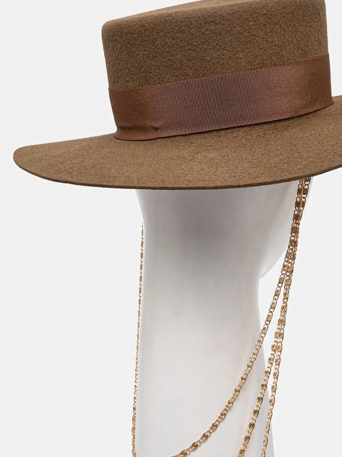 Ruslan Baginskiy kapelusz