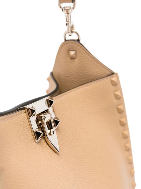 Valentino Garavani Rockstud-embellished leather shoulder bag - Neutrals