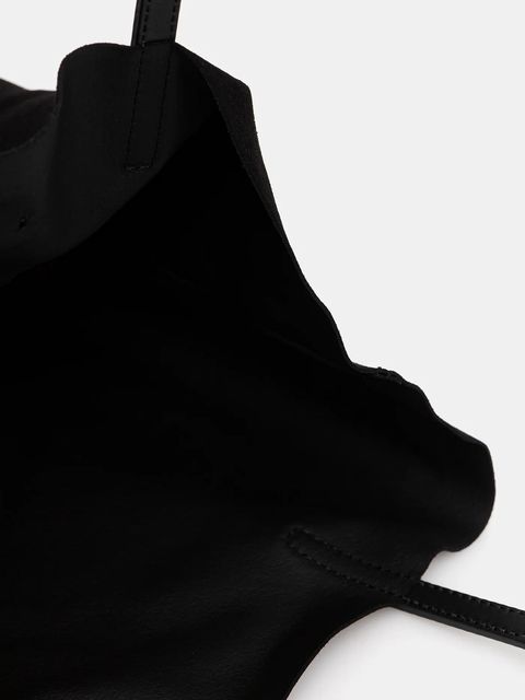 Pollini torebka zamszowa kolor czarny PC4425PP0N QL1