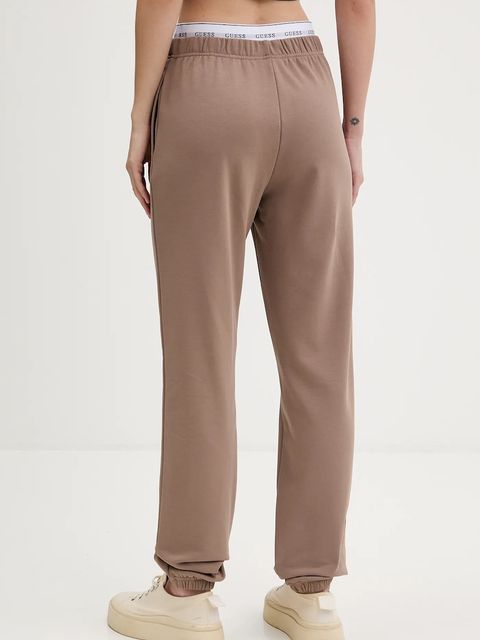 Guess spodnie dresowe SOFIA kolor brązowy gładkie O5RB01 KCO31
