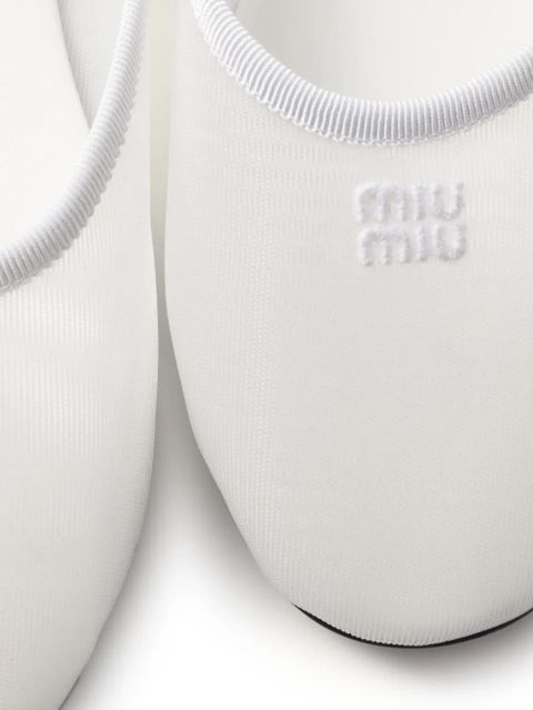 Miu Miu logo-embroidered slippers - White