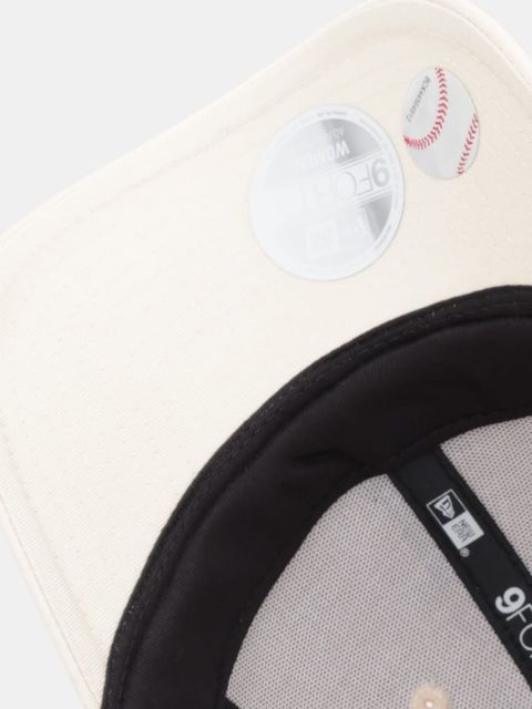 New Era czapka z daszkiem kolor beżowy 60691311