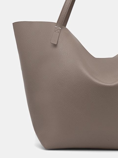 Patrizia Pepe torebka skórzana kolor granatowy 2B0130 L148