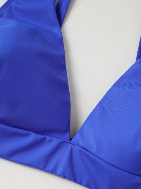 Góra od bikini z trójkątnymi miseczkami