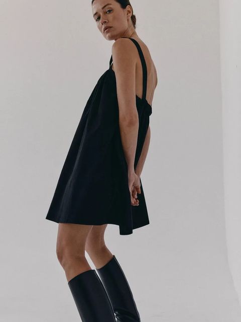 MUUV. sukienka JELLE kolor czarny mini oversize