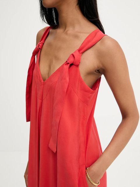 Answear.LAB sukienka kolor czerwony maxi rozkloszowana