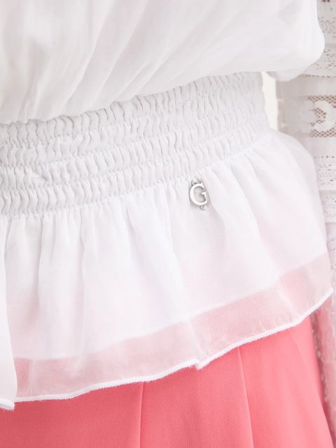 Guess bluzka z domieszką jedwabiu AUDREY damska kolor biały wzorzysta W5GH0S WE550