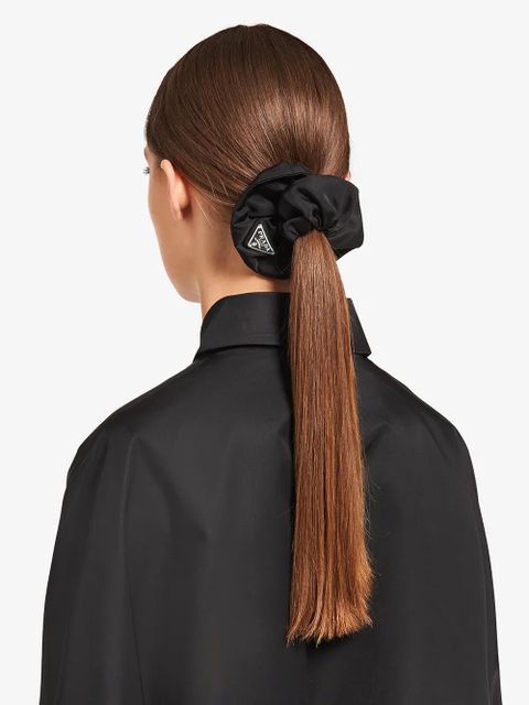 Prada triangle-logo scrunchie - Black - zdjęcie produktu nr 2