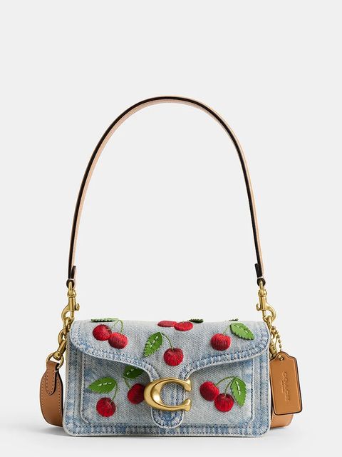 Coach torebka crossbody damska skórzana Cherry Embroidered Denim Tabby 20 - zdjęcie produktu nr 1