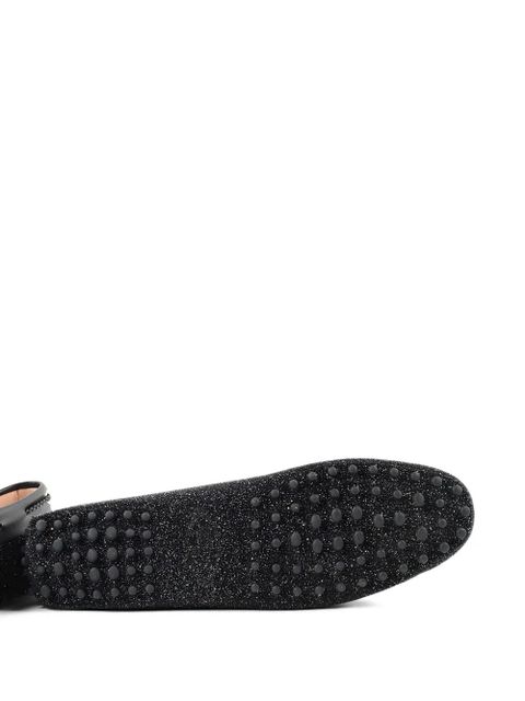 Tod's black boat shoes