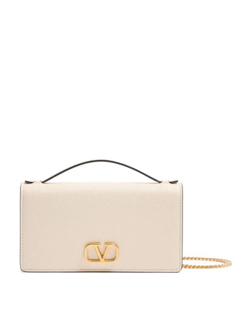 Valentino Garavani VLogo Signature grainy calfskin wallet with chain - Neutrals - zdjęcie produktu nr 1