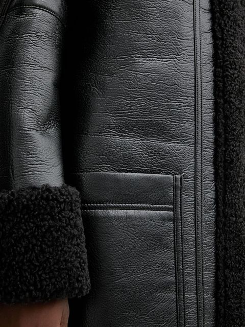 Iceberg płaszcz kolor czarny NZ30 6815