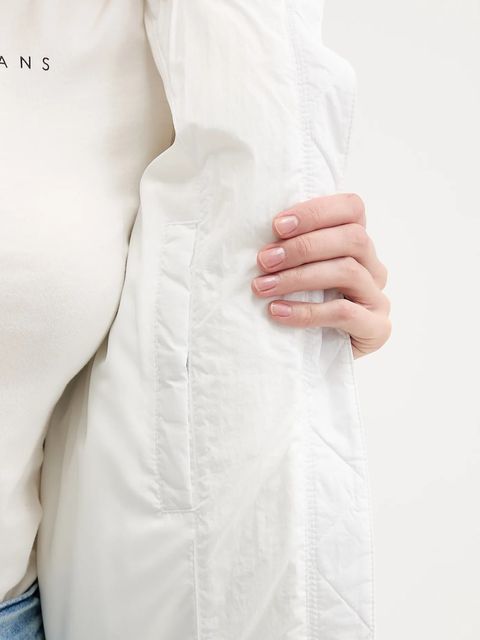 Tommy Jeans kurtka kolor biały zimowa DW0DW21621