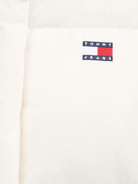 Tommy Jeans kurtka puchowa kolor biały zimowa DW0DW21977