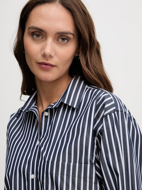 Lacoste koszula bawełniana damska kolor granatowy relaxed z kołnierzykiem klasycznym CF0215