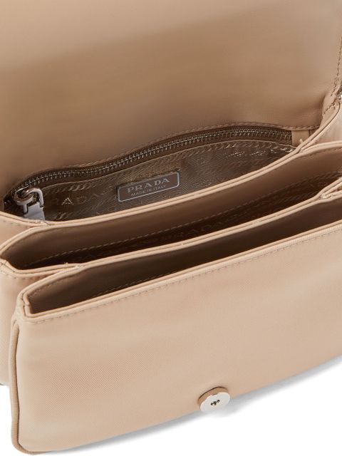 Prada chain-link trim shoulder bag - Neutrals