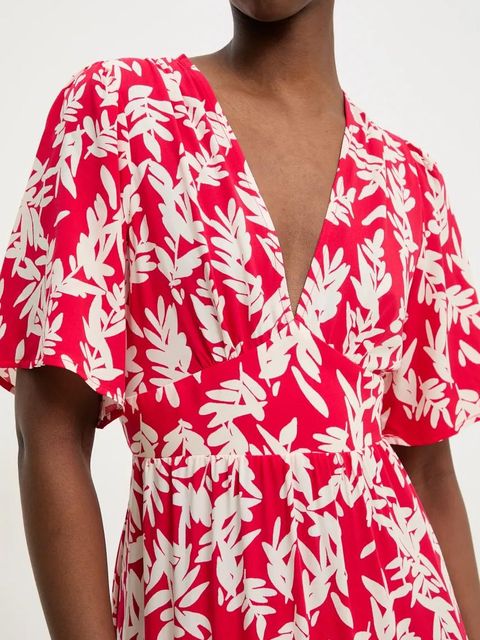 Answear.LAB sukienka kolor różowy maxi rozkloszowana