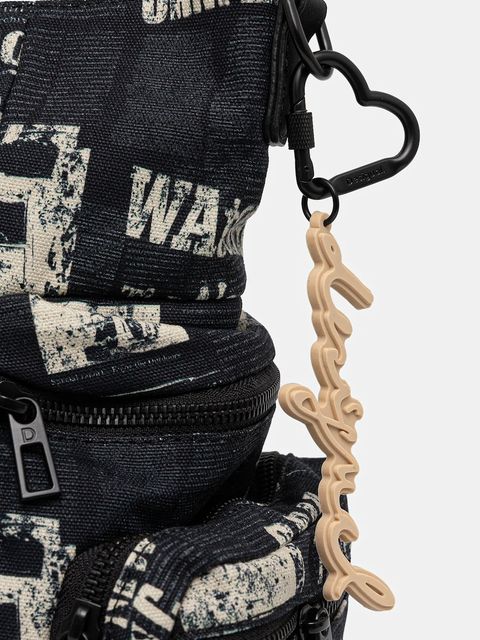 Desigual torebka NEWSPAPER ARICA kolor czarny 25WAXA20