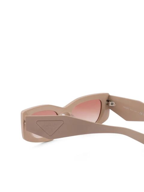 Prada Eyewear sunglasses with triangle logo - Neutrals