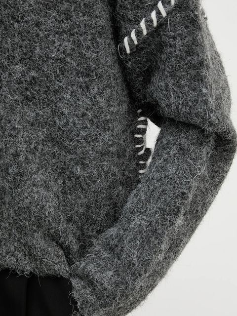 Sandro Ferrone sweter z domieszką wełny