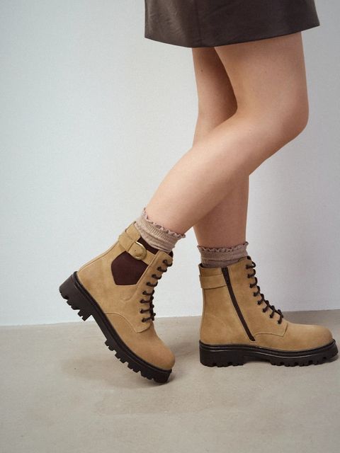 Medicine botki damskie kolor beżowy na platformie