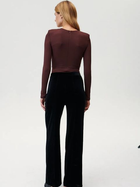 Undress Code body Thong damska kolor brązowy gładka 811