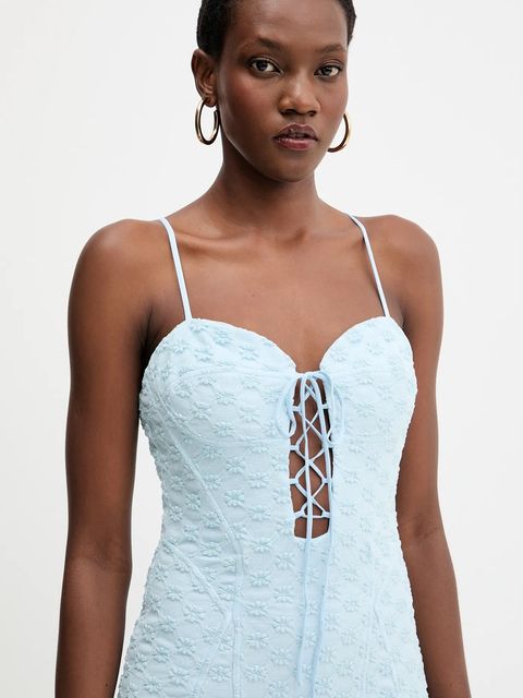 Bardot sukienka kolor niebieski maxi dopasowana 59928DB